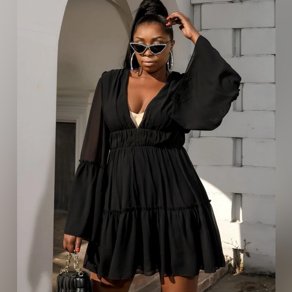 Black Long Sleeve V-Neck Tiered Mini Dress